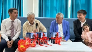 журналист Қалиакбар Үсемханұлының «Аңсап келдім ата жұрт» кітабының тұсау кесері өтті